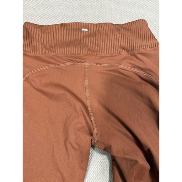 Victoria’s Secret PINK Ultimate Leggings Brown Metallic Stripe Size S - Picture 6 of 6